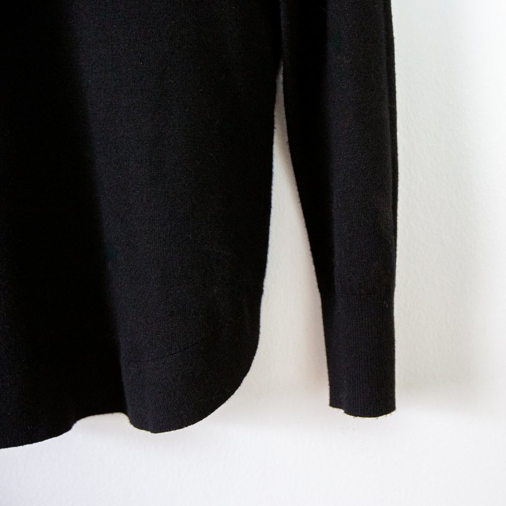 Comfy Black Sweater, Size S - Picture 4 of 5